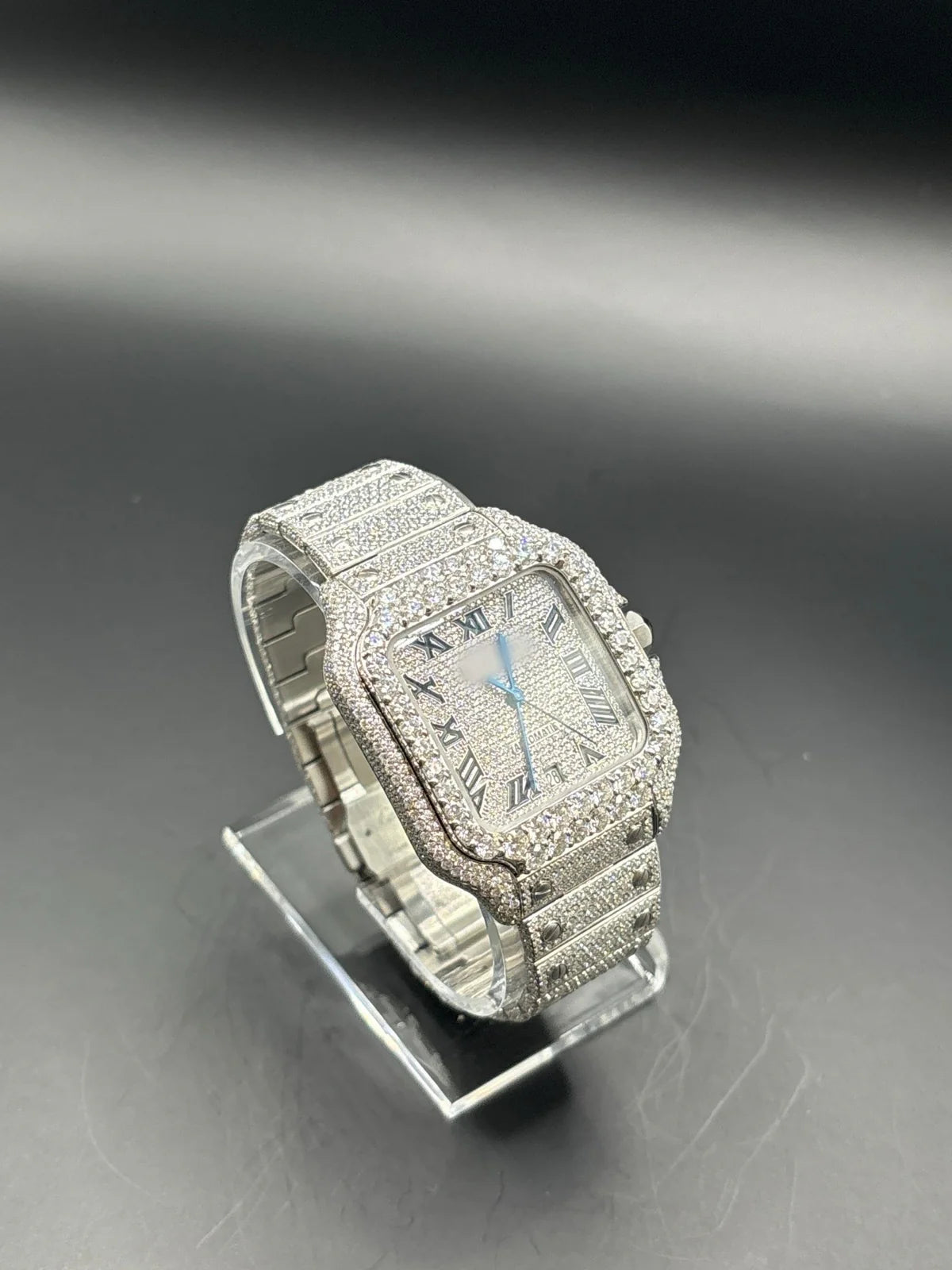 MOISSANITE WHITE CARTIER (40MM)