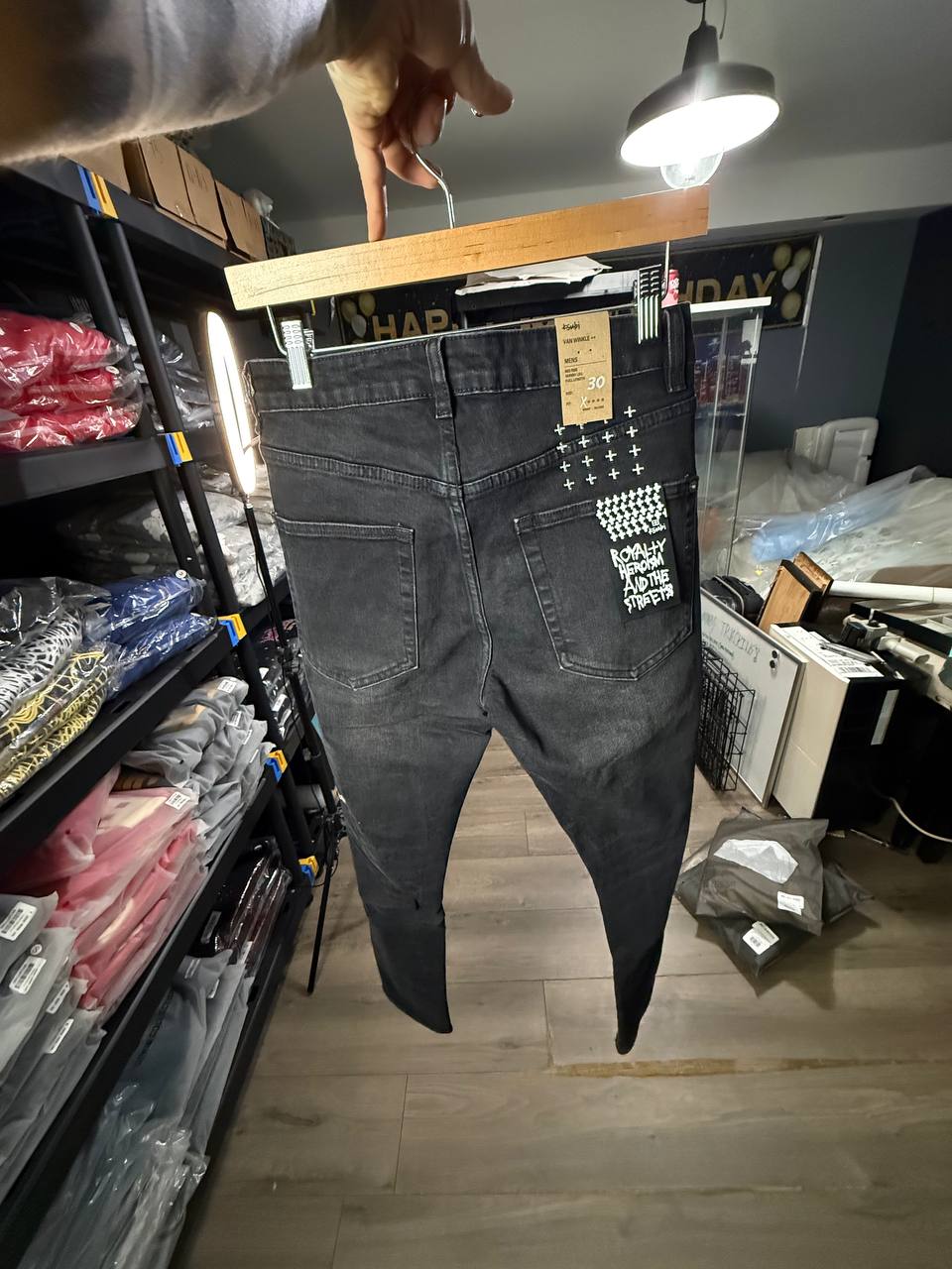 BLACK KUSBI JEANS