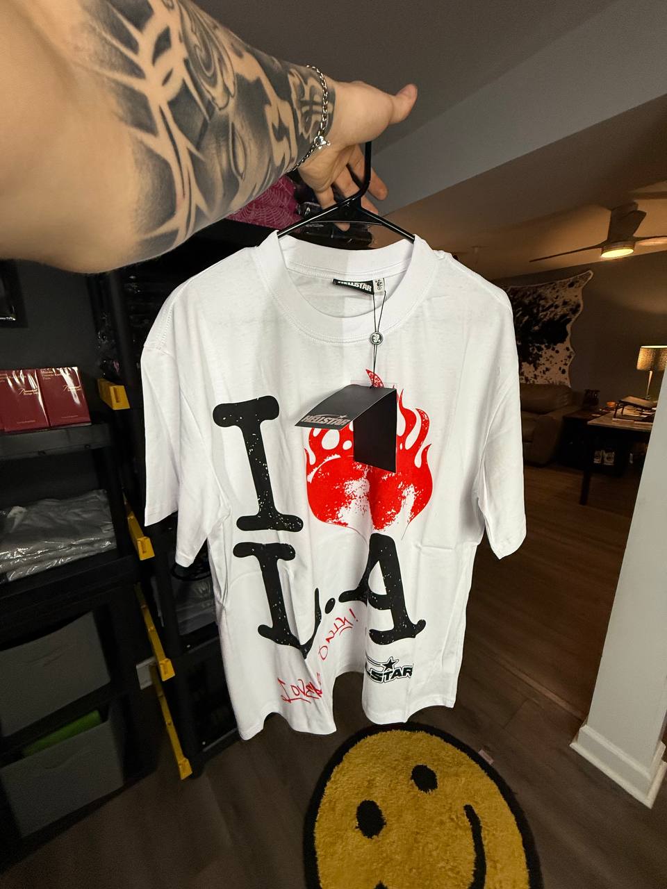 I LOVE LA HELLSTAR TEE