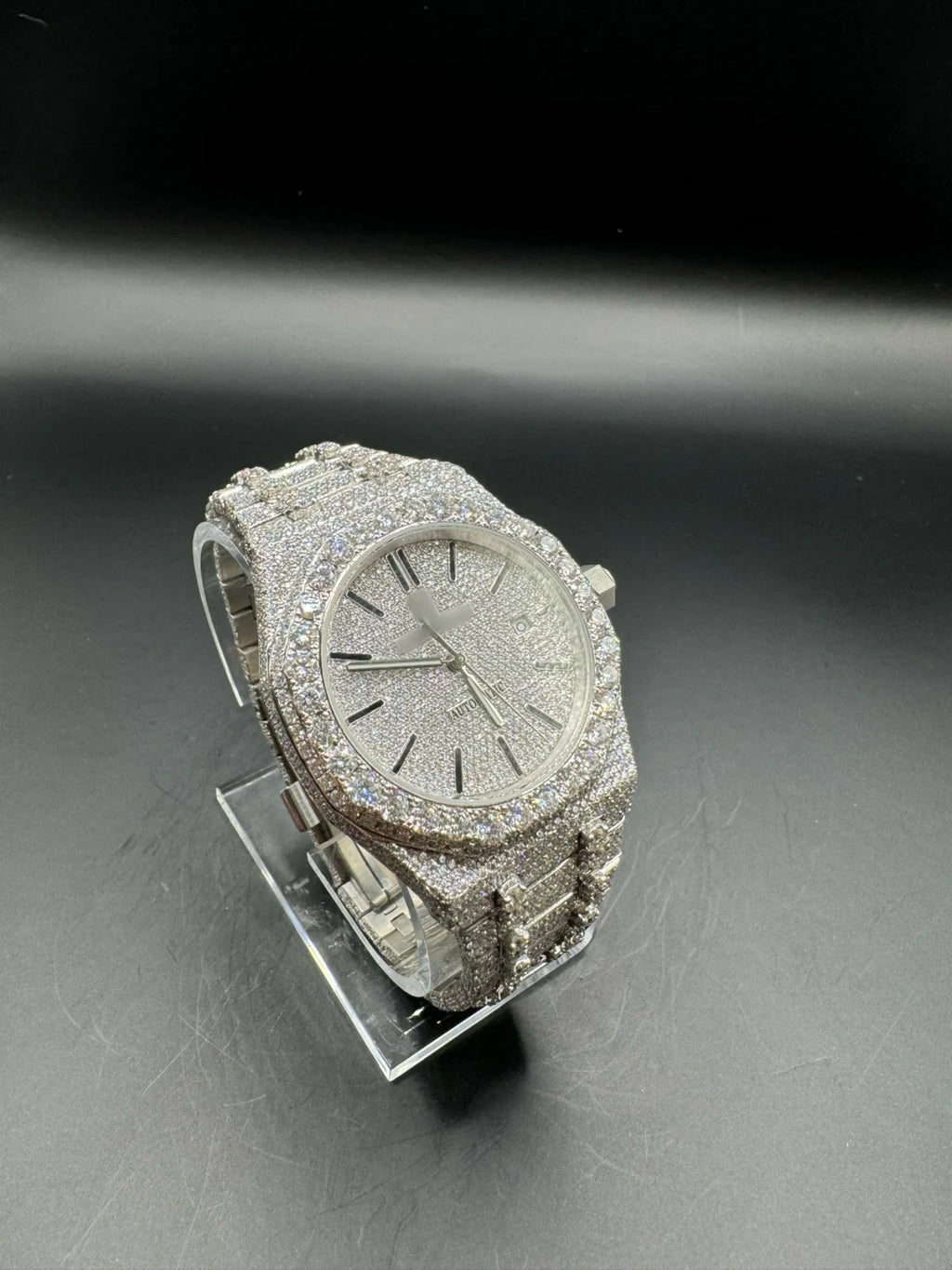 MOISSANITE BUSSDOWN AP (41MM)
