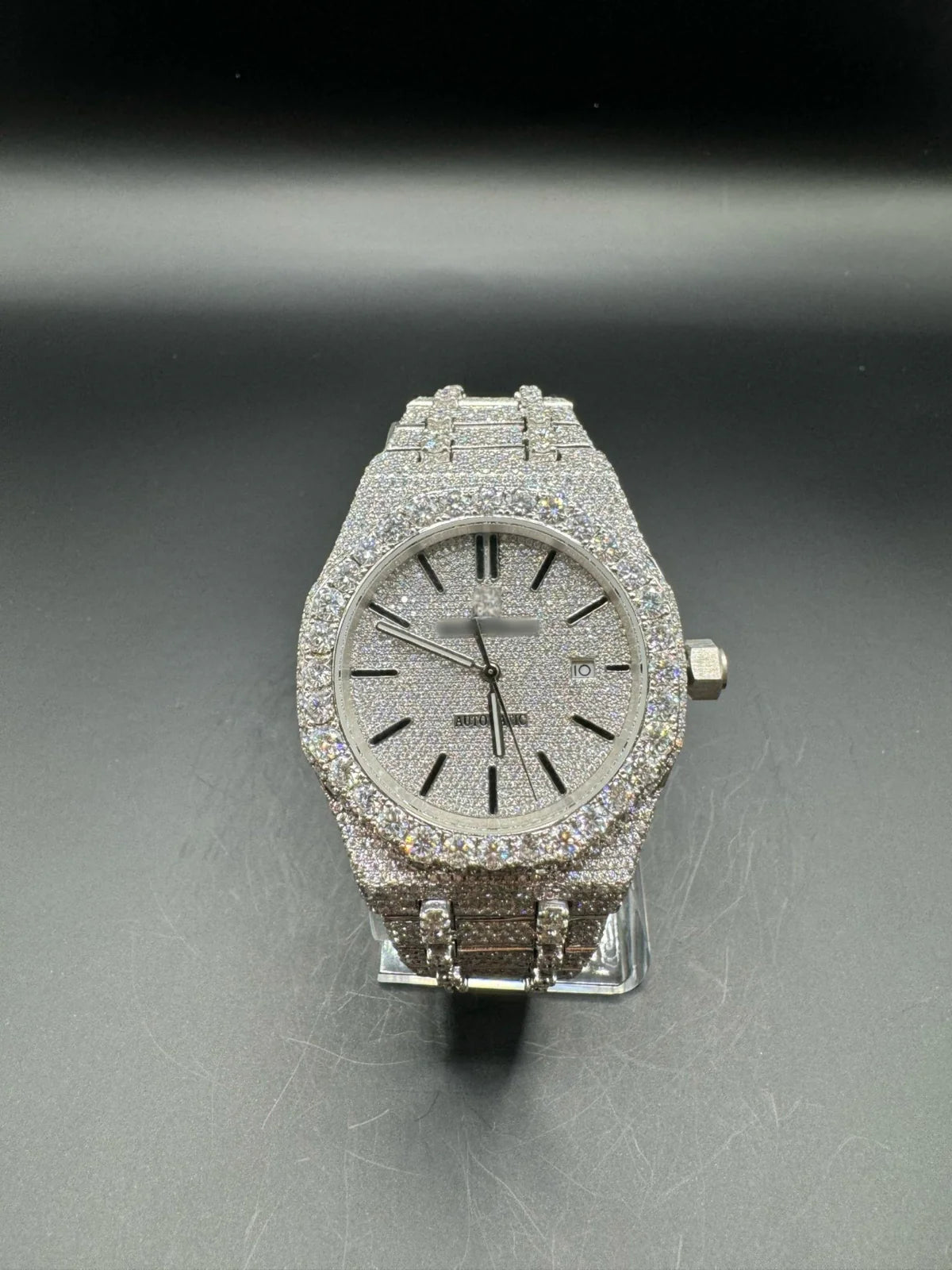 MOISSANITE BUSSDOWN AP (41MM)