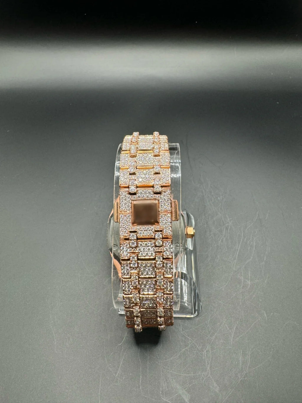 MOISSANITE FULL ROSE AP (41MM)